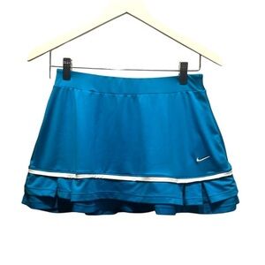 Nike Women’s Turquoise Tennis Skirt Skort Size Ruffled Dri Fit Size Small